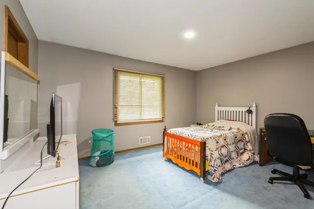 $350,000 | 3516 78th Avenue North, Brooklyn Park, MN 55443