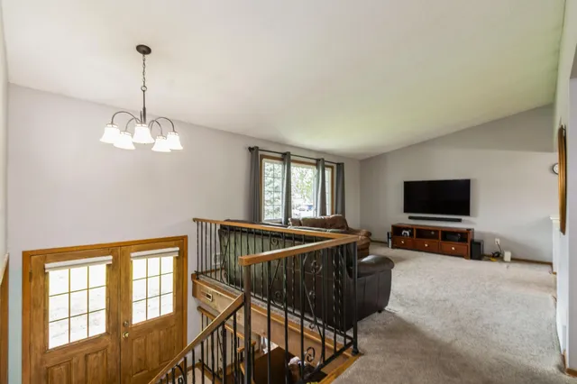 $350,000 | 3516 78th Avenue North, Brooklyn Park, MN 55443