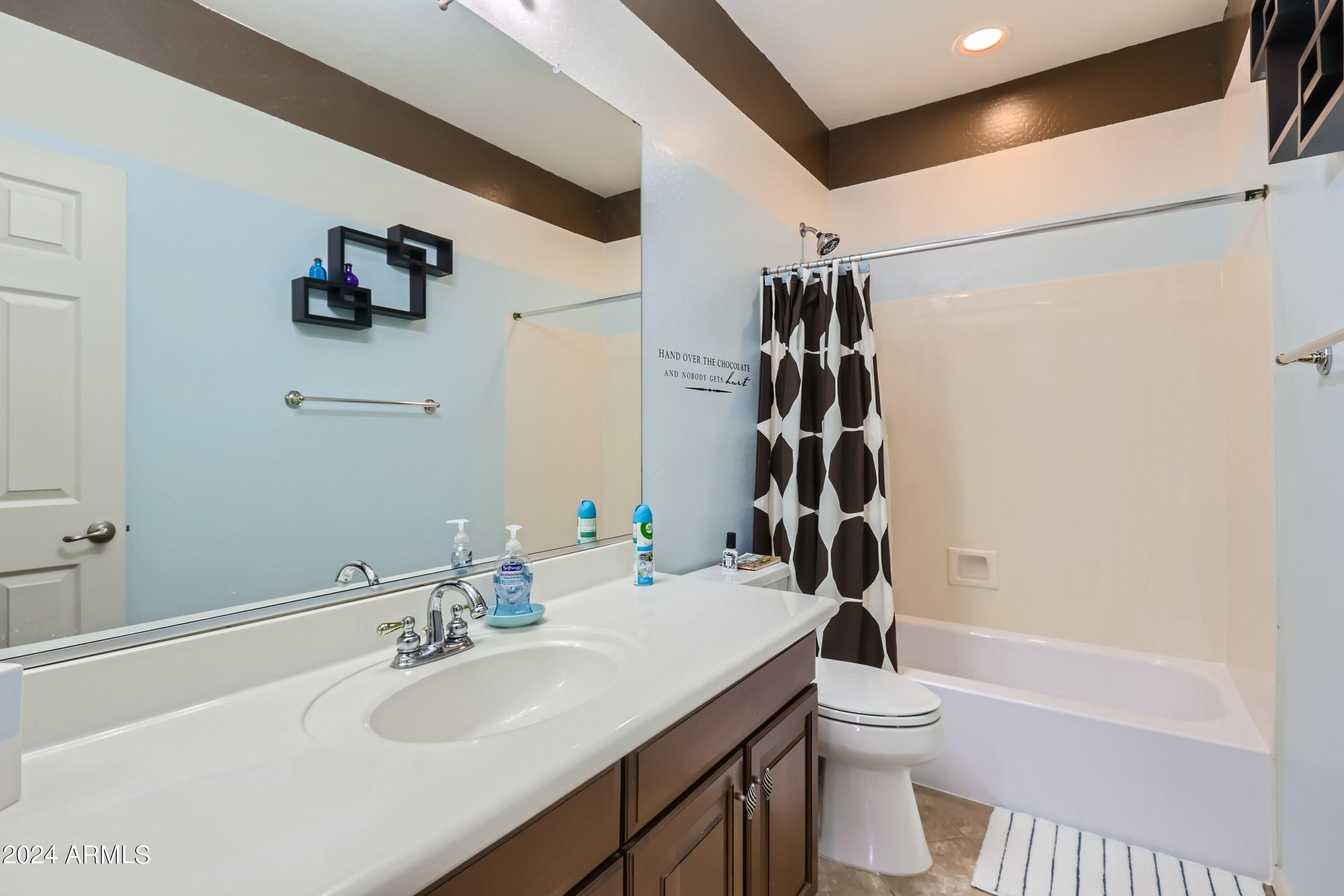 3234 West Rapalo Road Phoenix, AZ 85086 - Photo 34 of 44 Second Floor - Bathroom #2