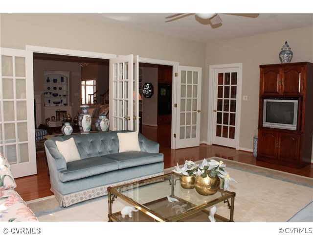 14618 Lander Road Midlothian, VA 23113 - Photo 3 of 12 Living Room
