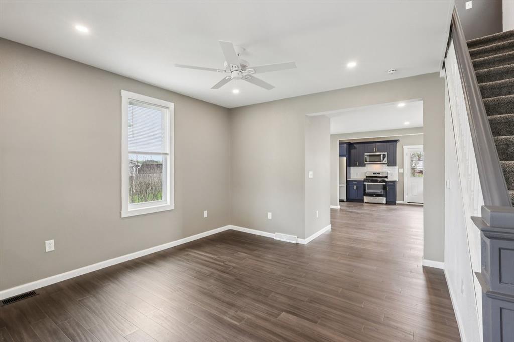 613 Oak Street Vandergrift, PA 15690 - Photo 9 of 50