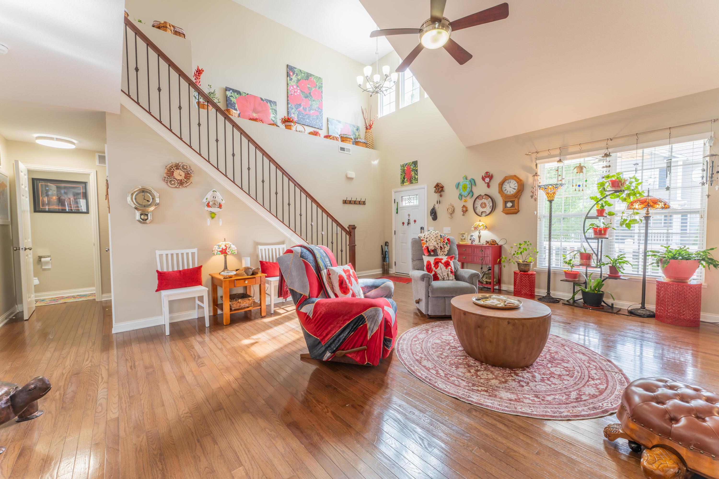 5712 Stearns Road Dublin, OH 43016 - Photo 9 of 42 5712Streams-2132-HDR