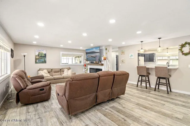 $399,000 | 807 East Garden Avenue, Osburn, ID 83849