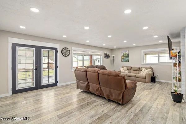 $375,000 | 807 East Garden Avenue, Osburn, ID 83849