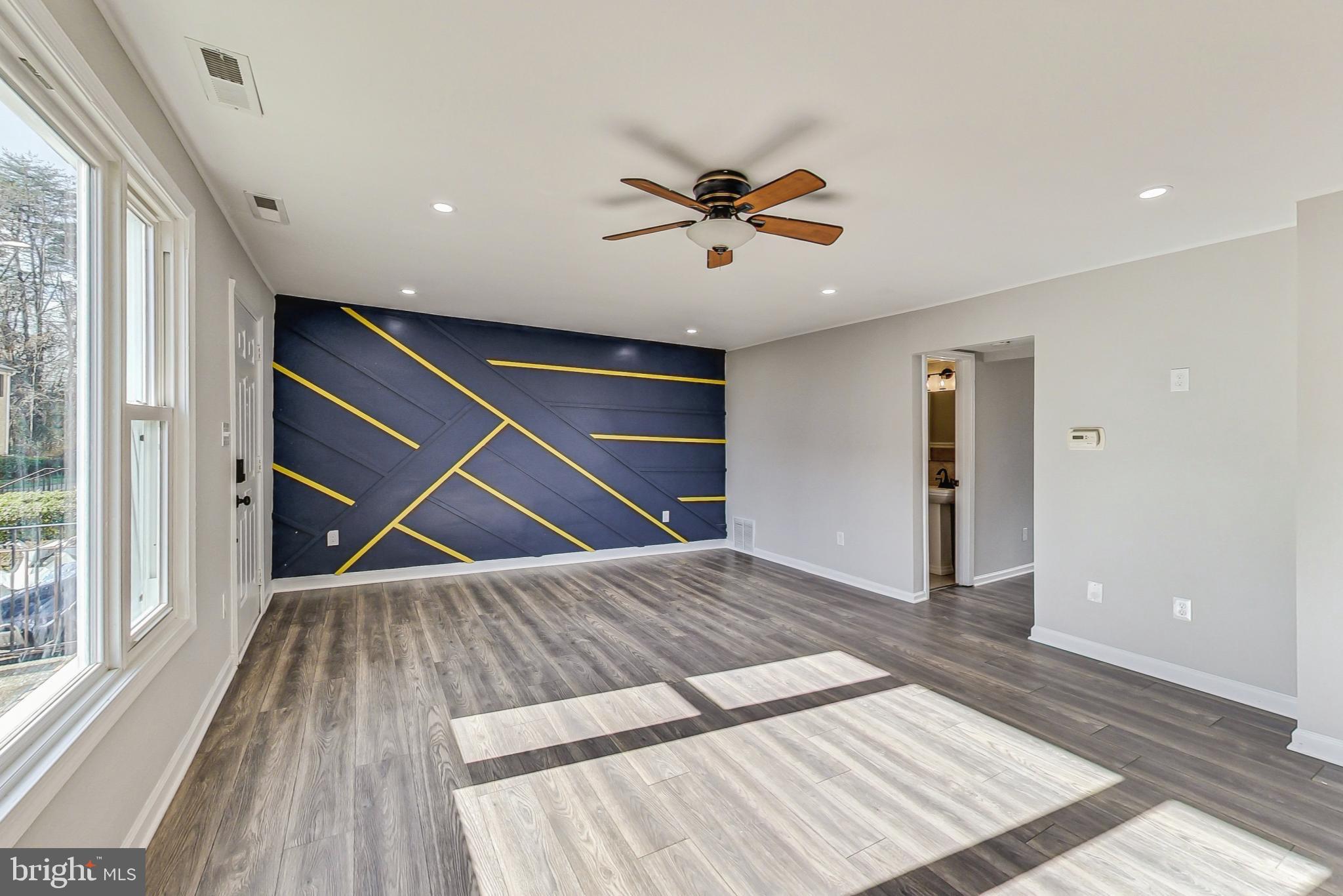 1823 Addison Road South District Heights, MD 20747 - Photo 7 of 35