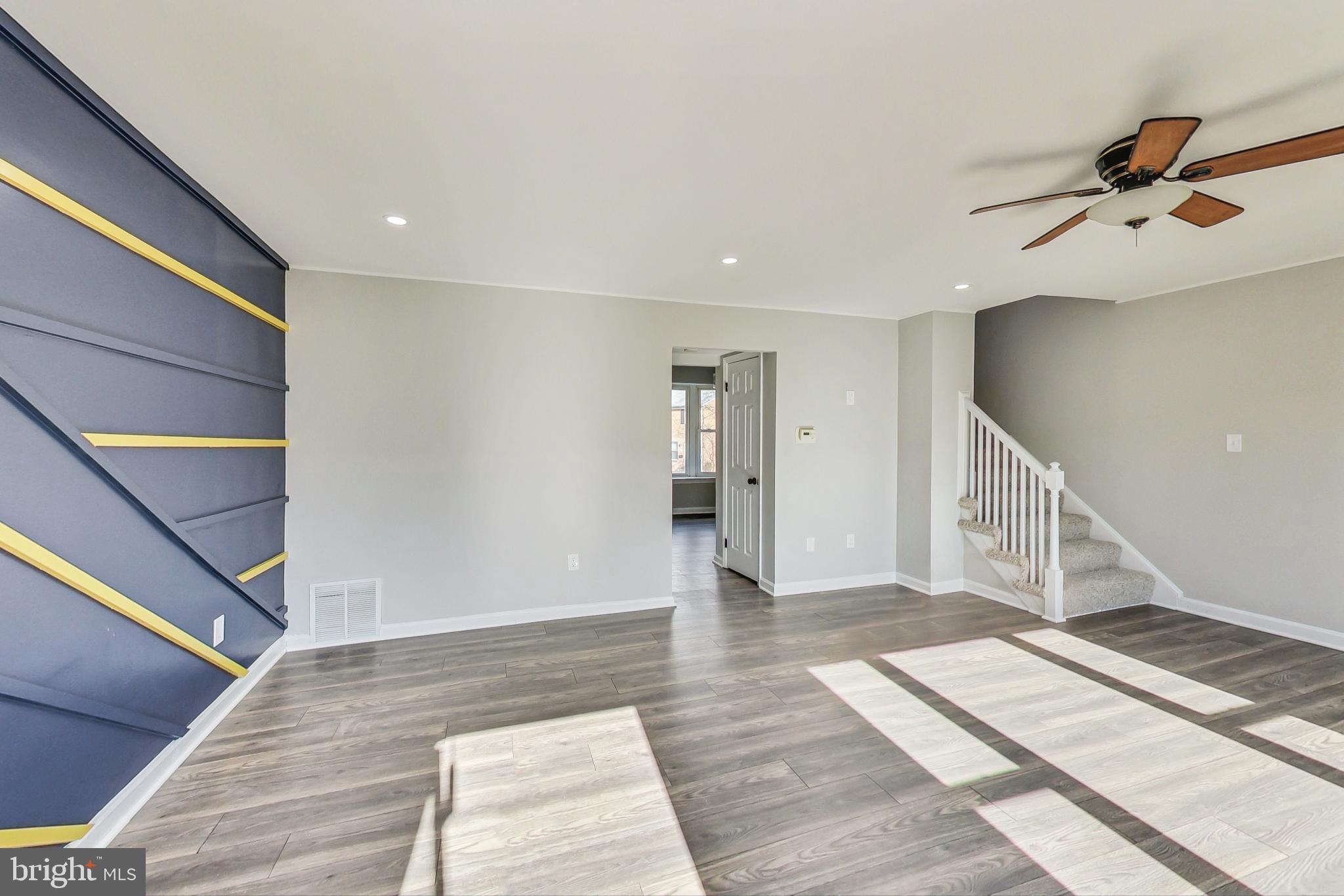 1823 Addison Road South District Heights, MD 20747 - Photo 9 of 35 Living room