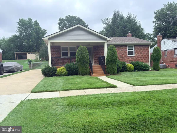 $3,399 | 4719 Boiling Brook Parkway, Rockville, MD 20852