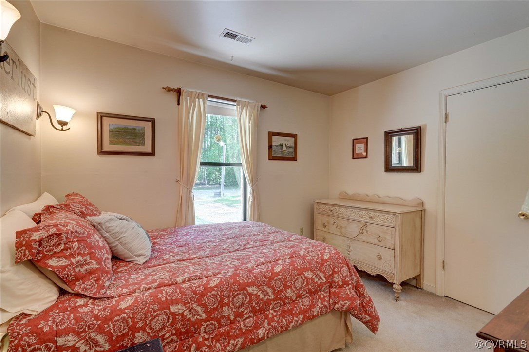 235 Clarke Road Manakin-Sabot, VA 23103 - Photo 11 of 39 Gallery Image 11