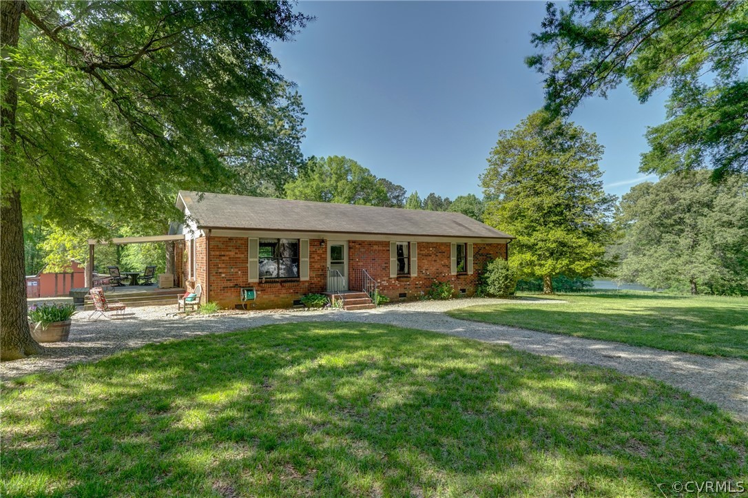 235 Clarke Road Manakin-Sabot, VA 23103 - Photo 2 of 39 Gallery Image 2