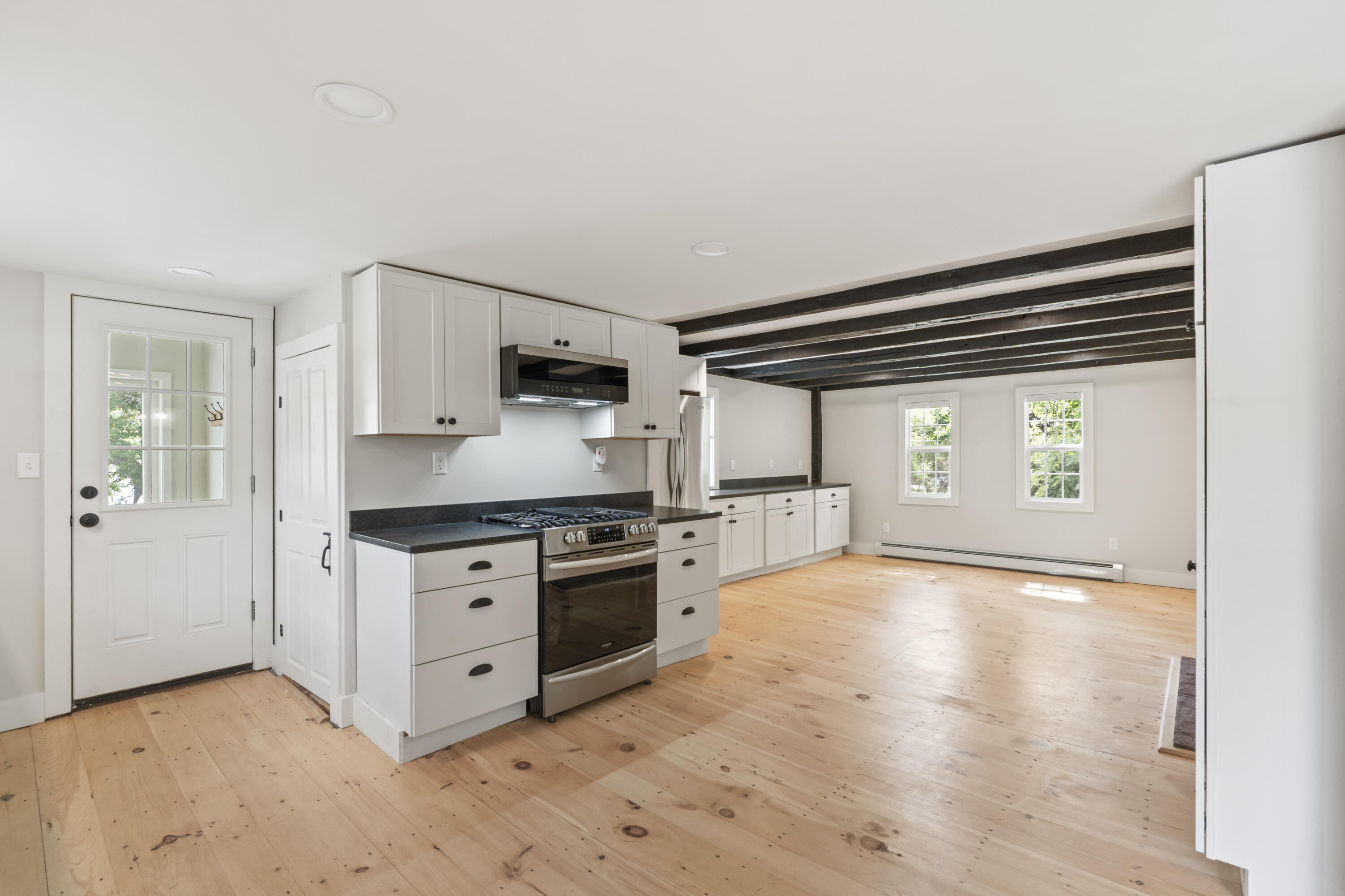 107 Berwick Road Berwick, ME 03901 - Photo 26 of 58 107 Berwick Rd_134