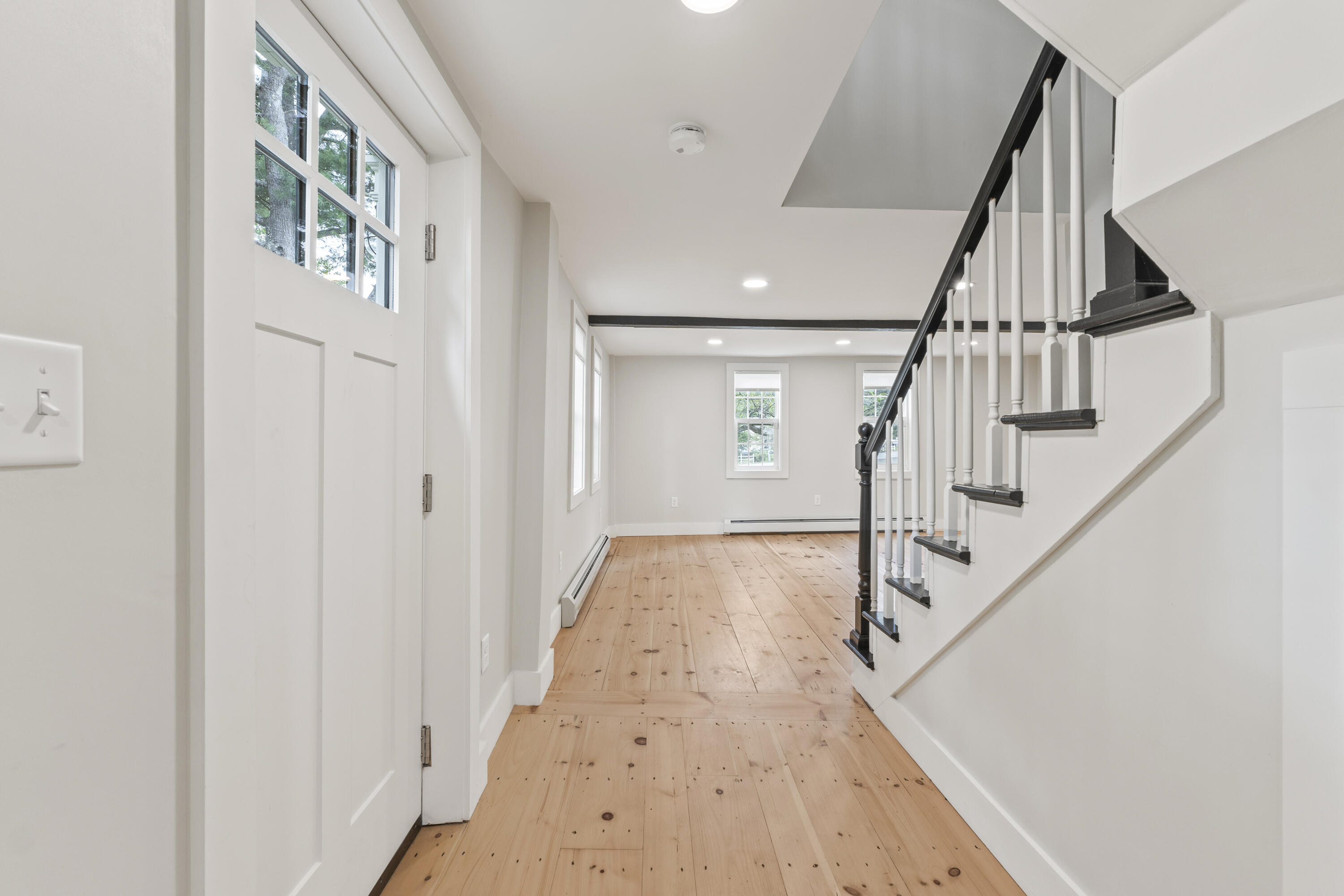 107 Berwick Road Berwick, ME 03901 - Photo 6 of 58 107 Berwick Rd_107