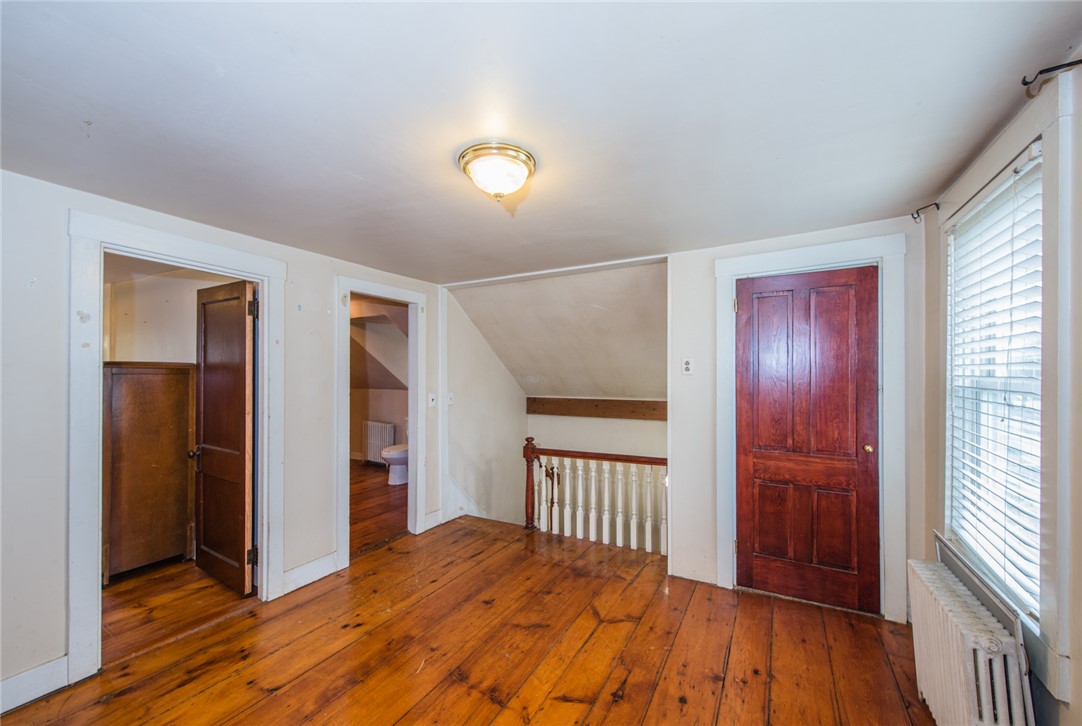 2944 East Main Road Portsmouth, RI 02871 - Photo 17 of 30 Bedroom