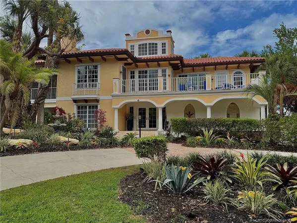 $1,950,000 | 6 Castle Hill Way, Stuart, FL 34996