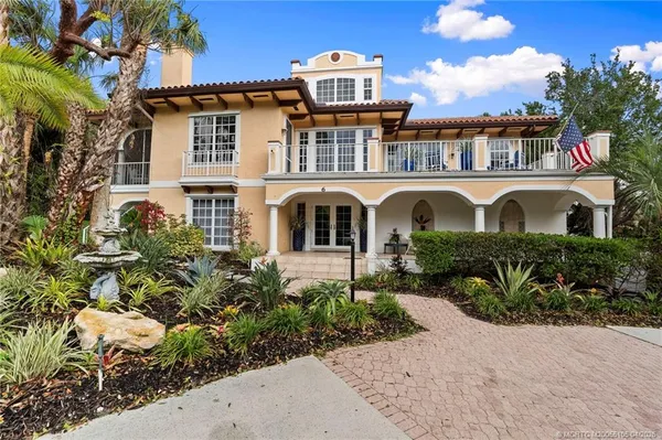 $1,950,000 | 6 Castle Hill Way, Stuart, FL 34996