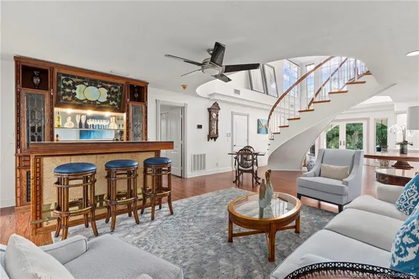 $1,950,000 | 6 Castle Hill Way, Stuart, FL 34996