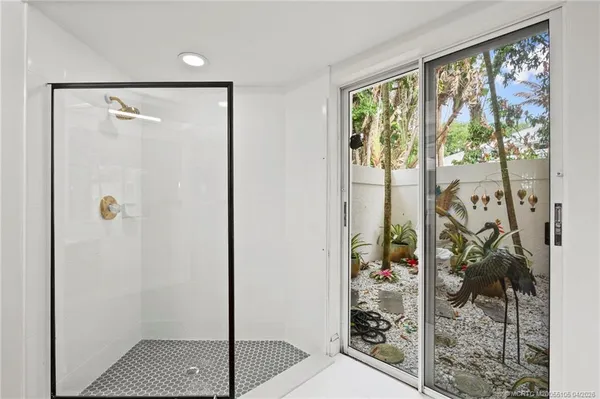 $1,950,000 | 6 Castle Hill Way, Stuart, FL 34996