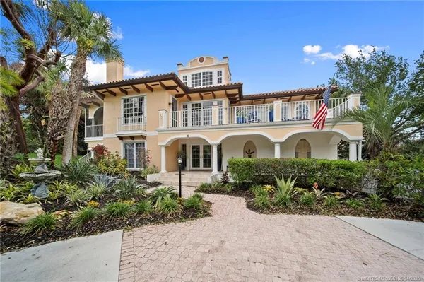 $1,950,000 | 6 Castle Hill Way, Stuart, FL 34996