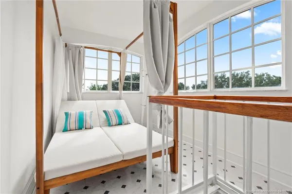 $1,950,000 | 6 Castle Hill Way, Stuart, FL 34996