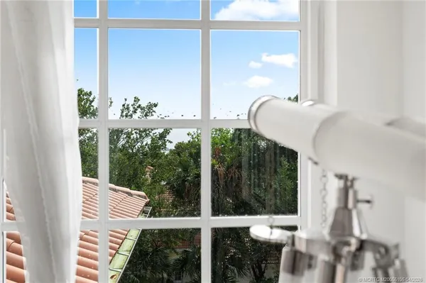 $1,950,000 | 6 Castle Hill Way, Stuart, FL 34996