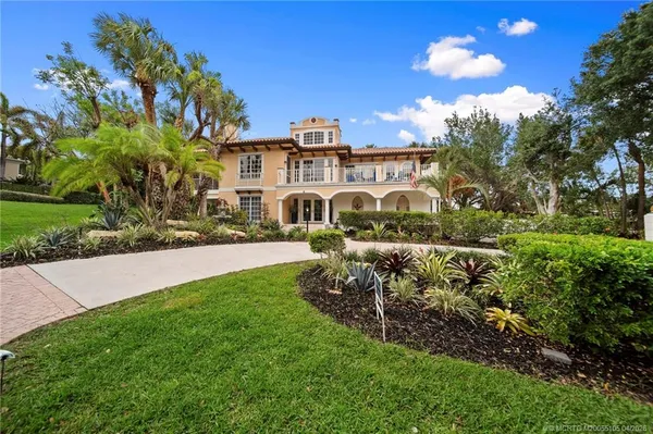 $1,950,000 | 6 Castle Hill Way, Stuart, FL 34996