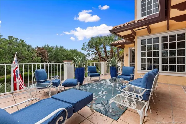 $1,950,000 | 6 Castle Hill Way, Stuart, FL 34996