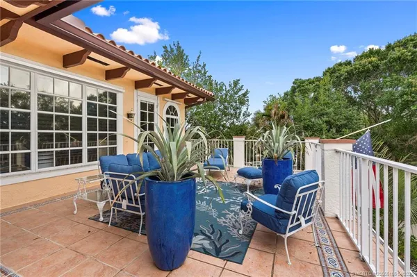 $1,950,000 | 6 Castle Hill Way, Stuart, FL 34996