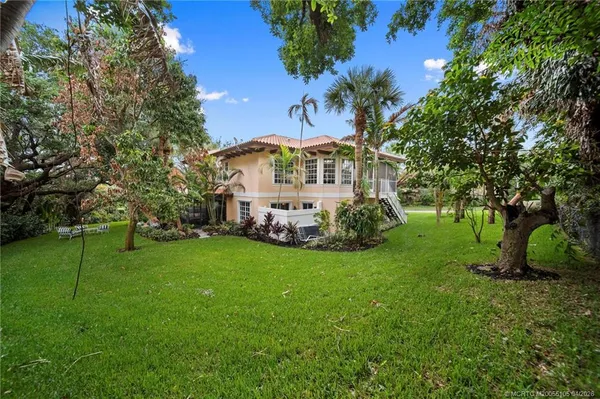 $1,950,000 | 6 Castle Hill Way, Stuart, FL 34996