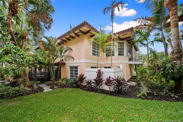 $1,950,000 | 6 Castle Hill Way, Stuart, FL 34996