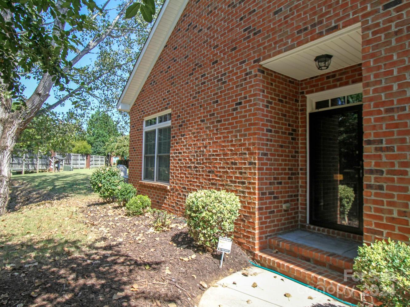 608 Crosswater Lane Fort Mill, SC 29708 - Photo 2 of 42 a front view of a house with garden