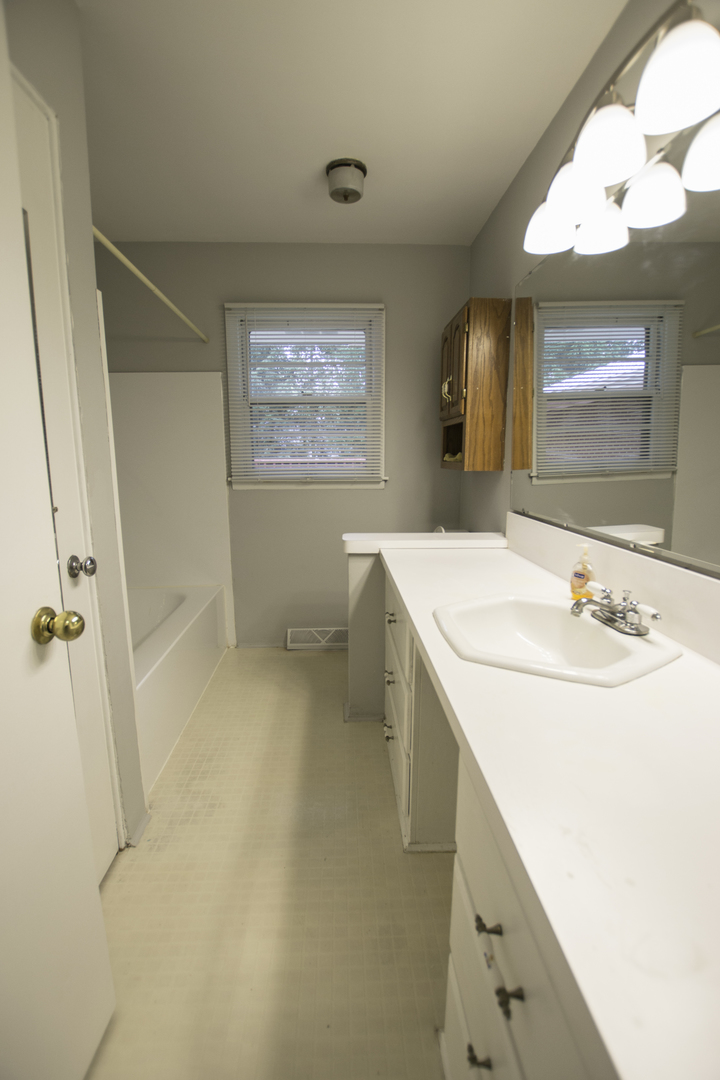 2300 Black Road Joliet, IL 60435 - Photo 13 of 18 Gallery Image 13