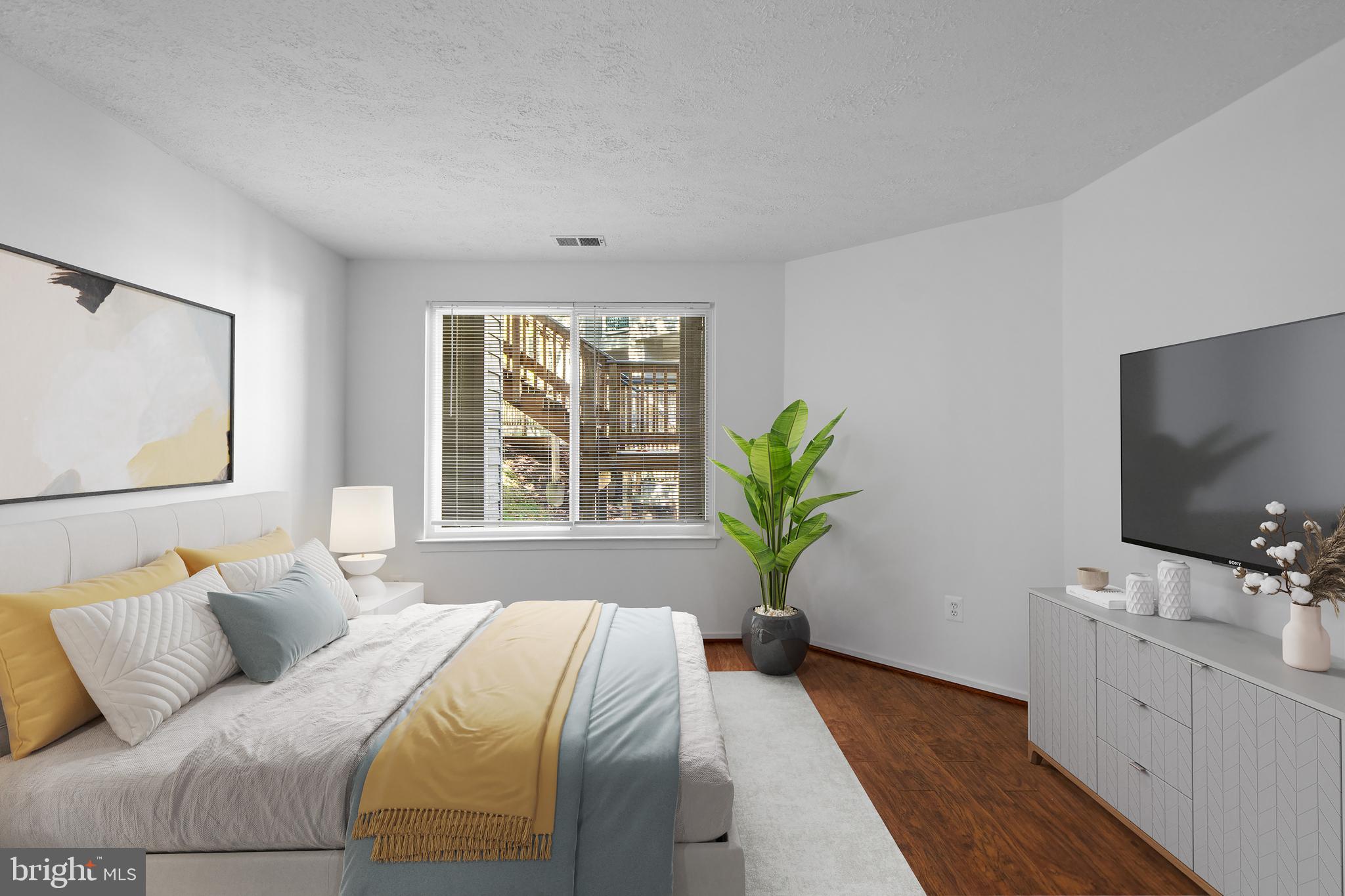 11733 Summerchase Circle, Unit 1733C Reston, VA 20194 - Photo 12 of 33 HUGE second BR, virtually staged.