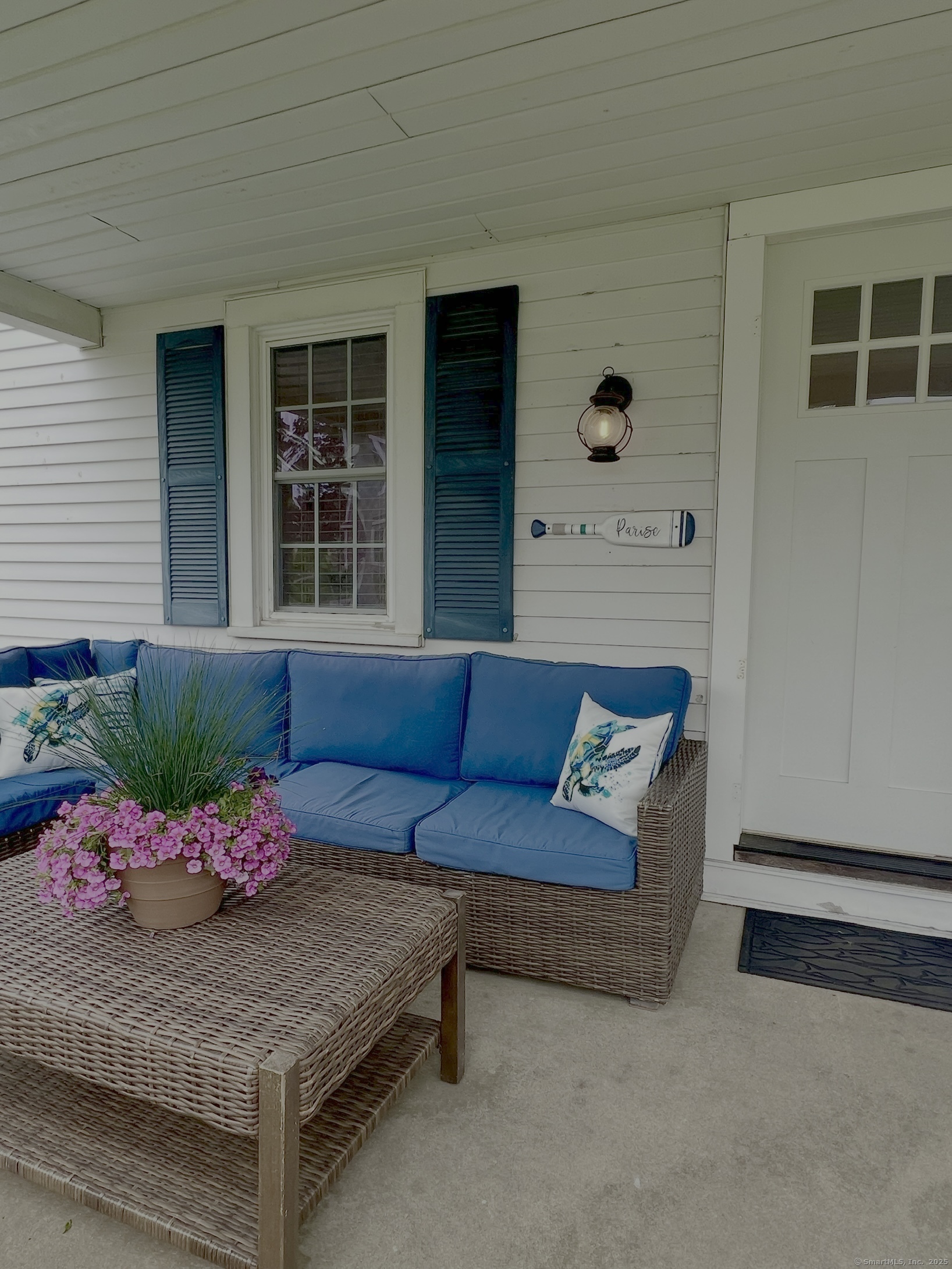 38 Seabreeze Road Old Saybrook, CT 06475 - Photo 9 of 19 a view of a livingroom with furniture