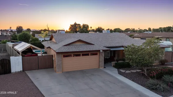 $499,000 | 11218 North 52nd Lane, Glendale, AZ 85304