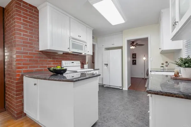 $875,000 | 1407 Cascade Place, El Cajon, CA 92021