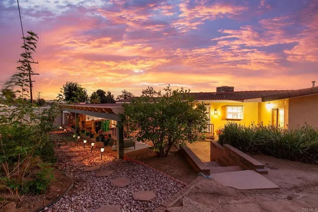 $875,000 | 1407 Cascade Place, El Cajon, CA 92021