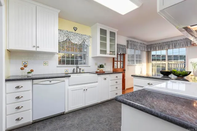 $875,000 | 1407 Cascade Place, El Cajon, CA 92021