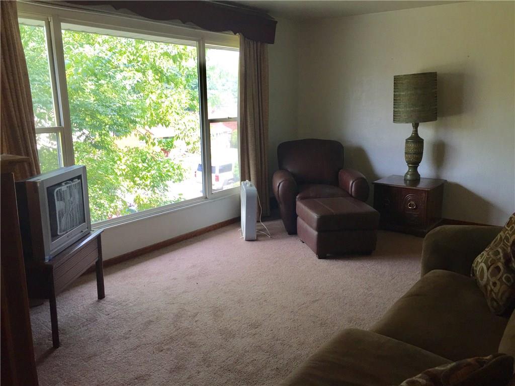 5281 Ranchview Drive Pittsburgh, PA 15236 - Photo 3 of 9 Gallery Image 3