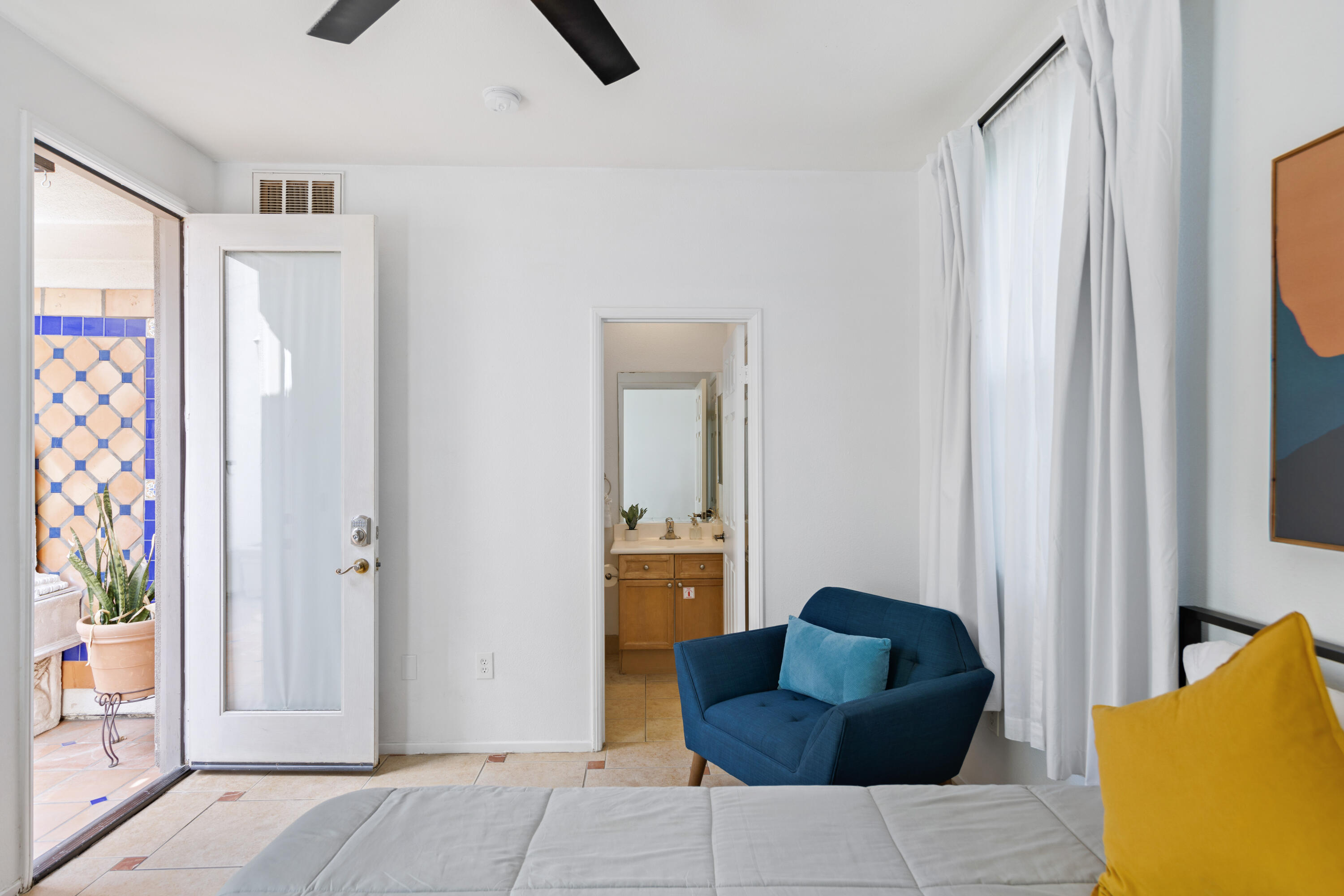 83299 Stagecoach Road Indio, CA 92203 - Photo 34 of 44 a living room with furniture and a window