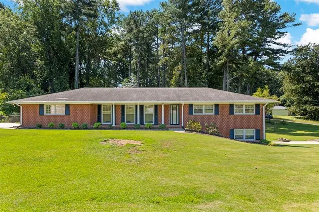 $2,450 | 4083 Cedar Knoll Drive, Tucker, GA 30084