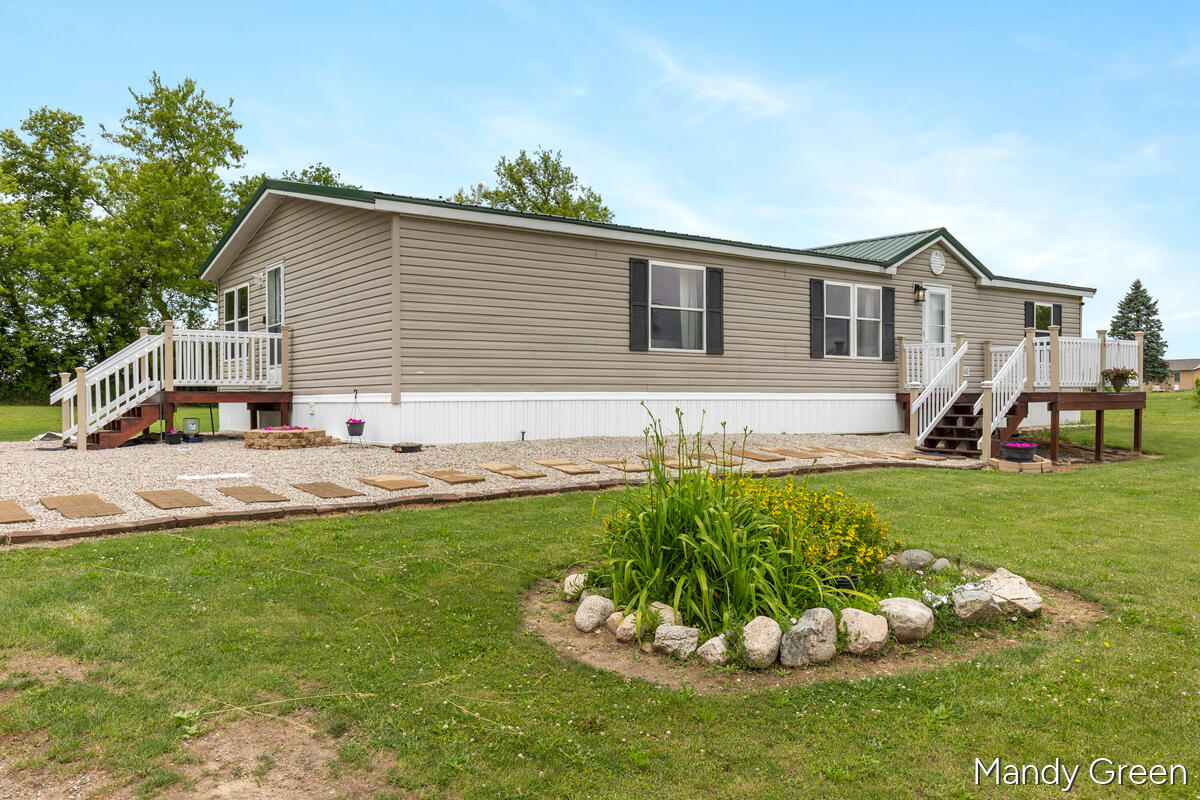 1007 Dildine Road Ionia, MI 48846 - Photo 5 of 36 1007-Dildine_002