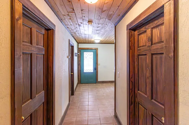 $449,000 | 1247 Wolf Den Drive, Ely, MN 55731