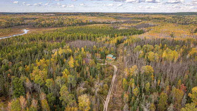 $449,000 | 1247 Wolf Den Drive, Ely, MN 55731