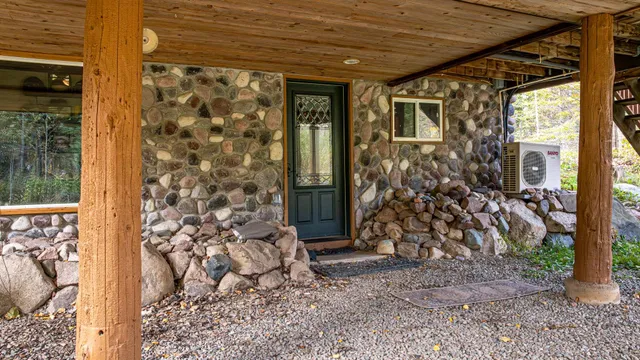 $449,000 | 1247 Wolf Den Drive, Ely, MN 55731