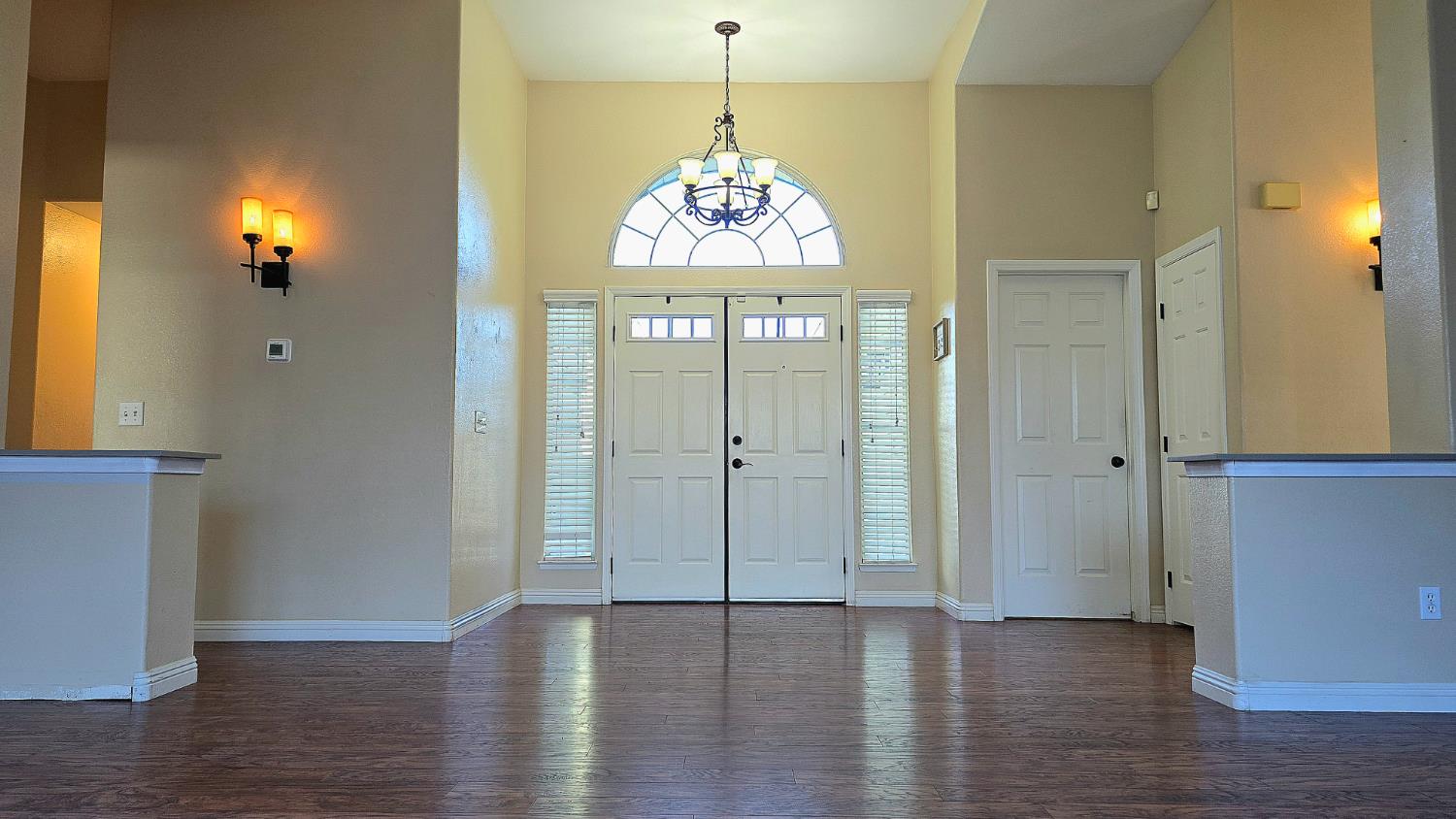 548 East Aspen Court Reedley, CA 93654 - Photo 11 of 52 Gallery Image 11