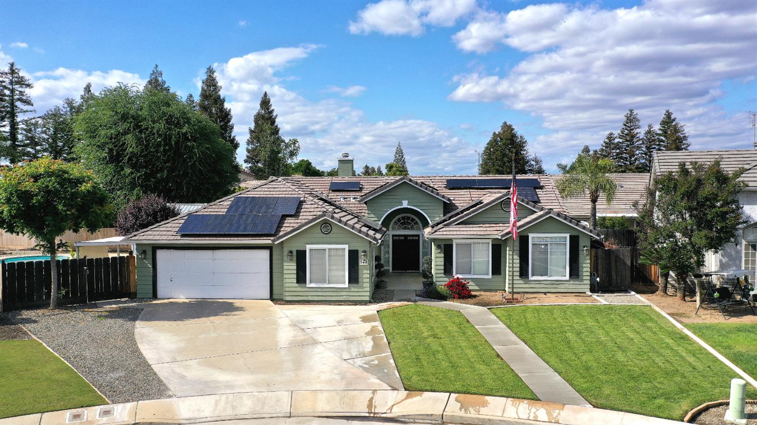 548 East Aspen Court Reedley, CA 93654 - Photo 3 of 52 Gallery Image 3