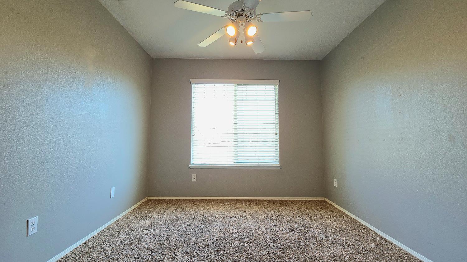 548 East Aspen Court Reedley, CA 93654 - Photo 31 of 52 Gallery Image 31