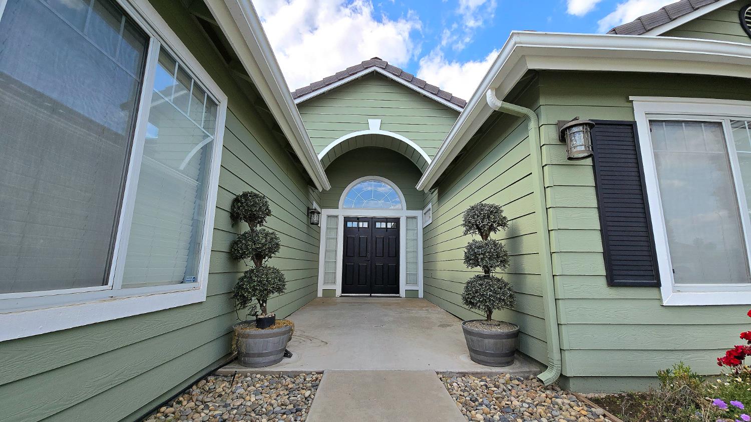 548 East Aspen Court Reedley, CA 93654 - Photo 7 of 52 Gallery Image 7