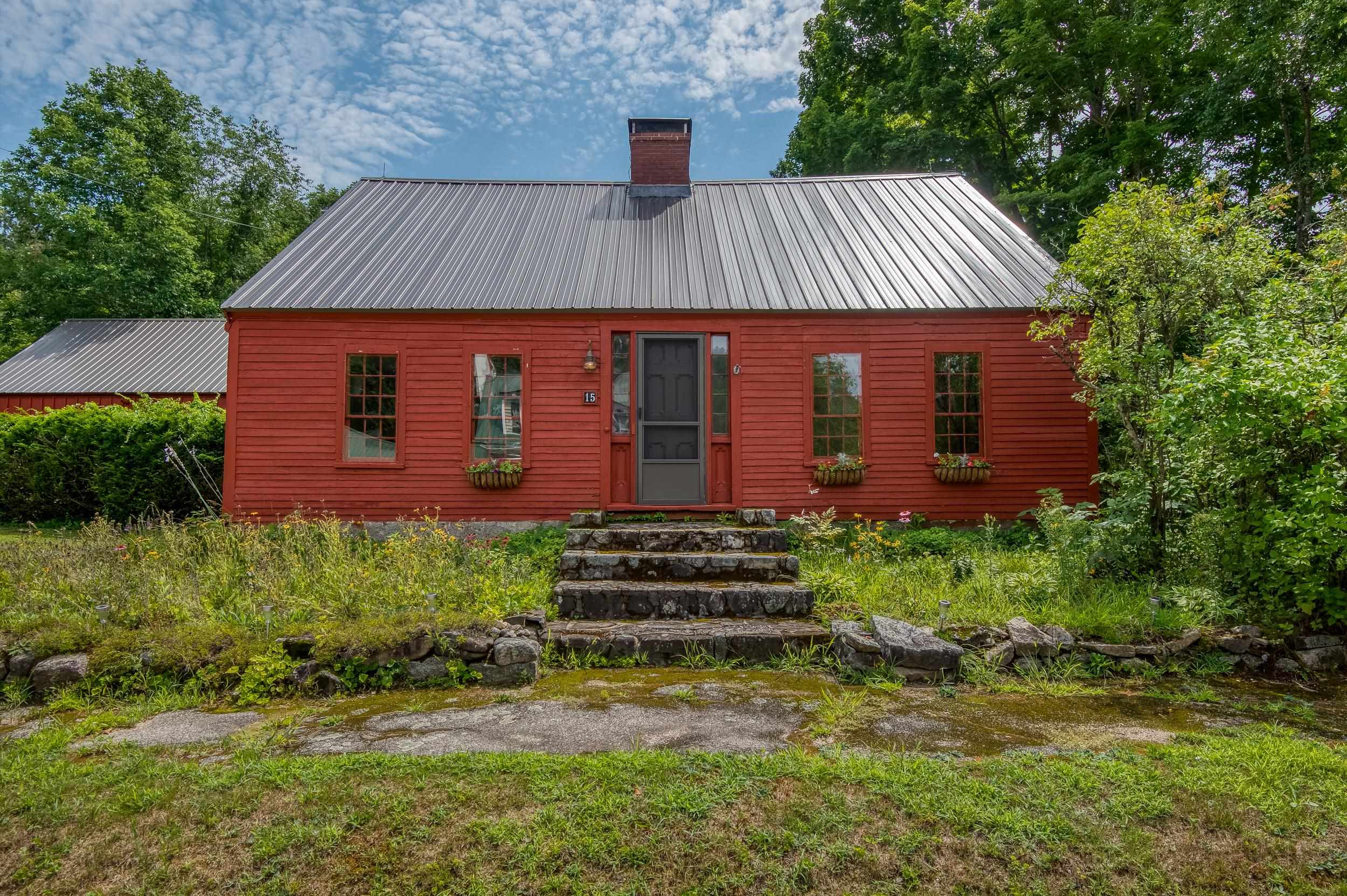 15 Iron Works Road Effingham, NH 03882 - Photo 2 of 39