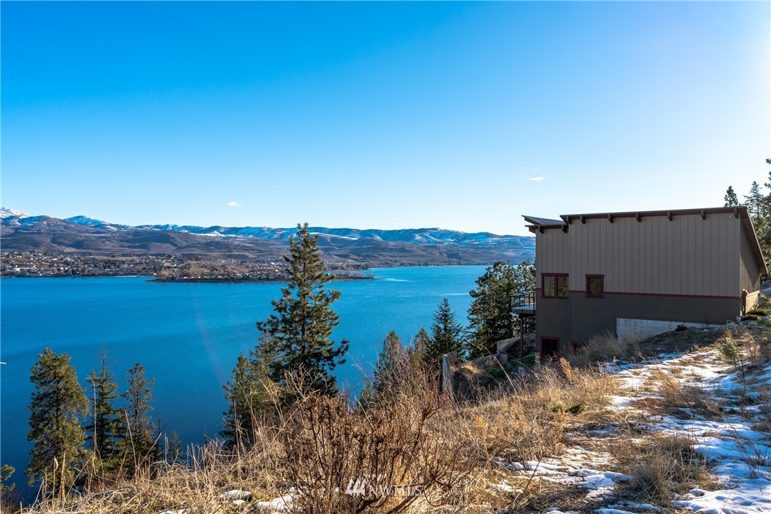 7374 Ridgeview Drive Chelan, WA 98816 - Photo 10 of 37 Gallery Image 10