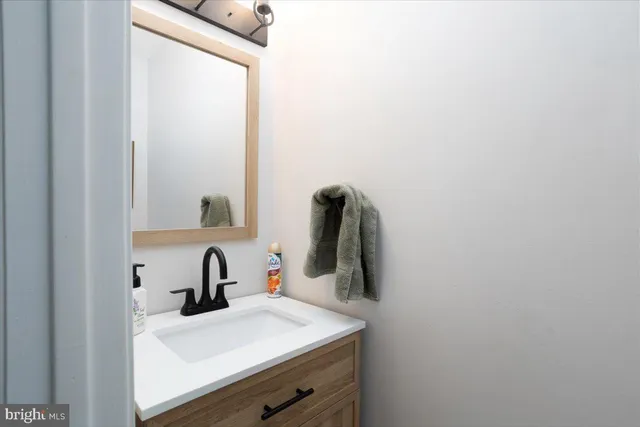 $575,000 | 25749 Herring Lane, Denton, MD 21629